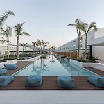 מלון D Andrea Lagoon (adults Only)